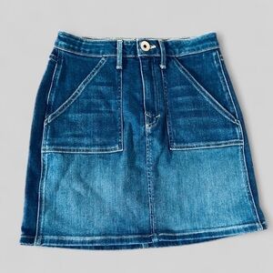 Vineyard Vines- Faded Denim mini skirt-size 25